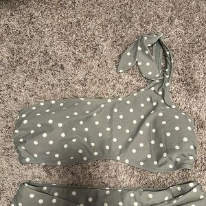 Abercrombie & Fitch one shoulder bathing suit top